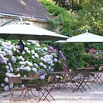 Logis Yseria - Historical Center 3* アグド