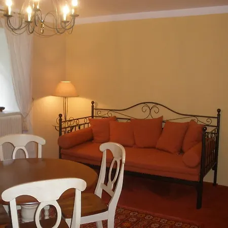 Logis Yseria - Historical Center Готель