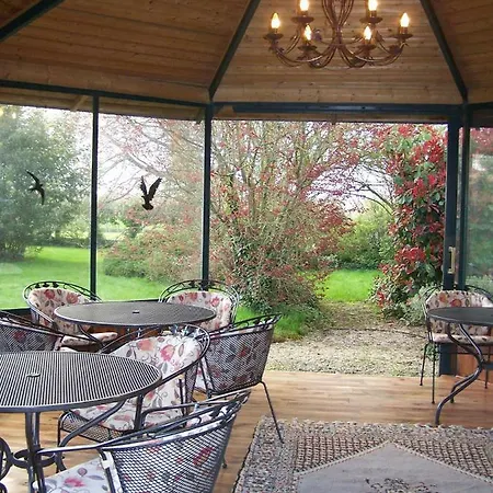 Logis Yseria - Historical Center 3*