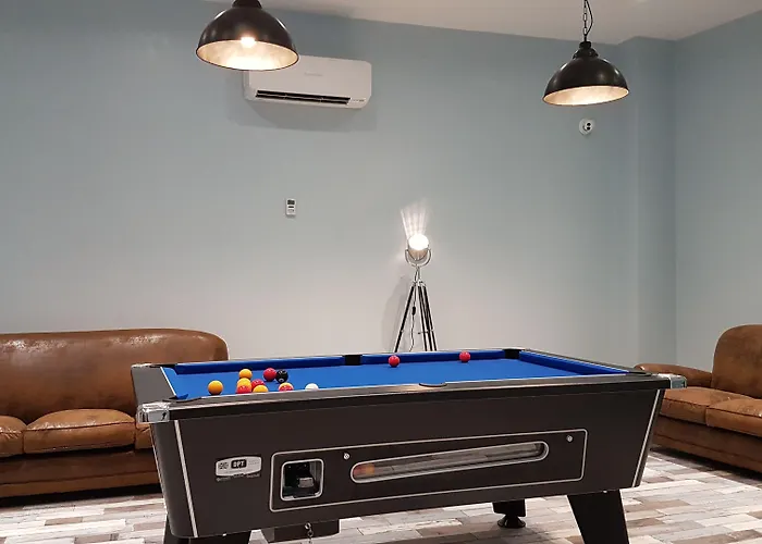 Logis Yseria - Historical Center ホテル