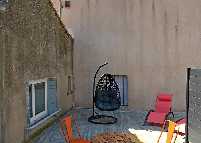 Logis Yseria - Historical Center 3*