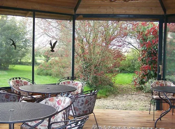 Logis Yseria - Historical Center 3*